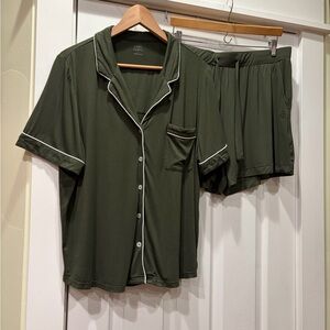 Women's Bamboo Stretch-Knit Short Sleeve Pajama Set in Olive